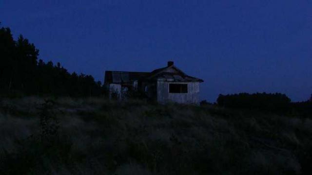 house on hill 2011 - DSC03320.jpg