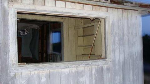 house on hill 2011 - DSC03295.jpg