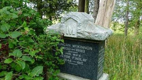 September '16 - North-Bruce-Cemetery9.jpg