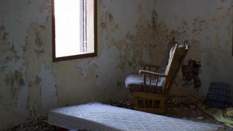 Round We Go - m-lookingout.jpg