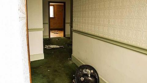 Life's a Party  - house16.jpg