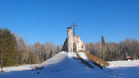 Szare Szeregi Monument - Szare-Szeregi-Monument1.jpg