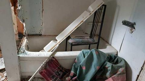 Cages and Toys - 20170326_183955.jpg