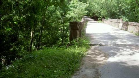 Summer 2010 with mom - Glanmire-(ghost-town)-Gallery3.jpg