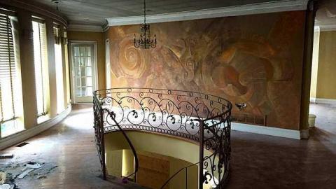 October '16 - Abandoned-Grow-Op-Mansion--Drug-Dealers-Mansion--King-City415.jpg