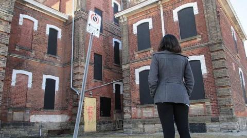 Sunny Day! - Century-Manor-Asylum157.jpg