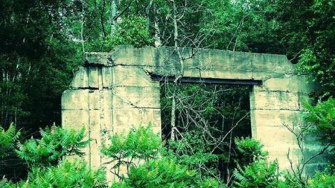 Depot Harbour  - Depot-Harbour-(ghost-town)4.jpg