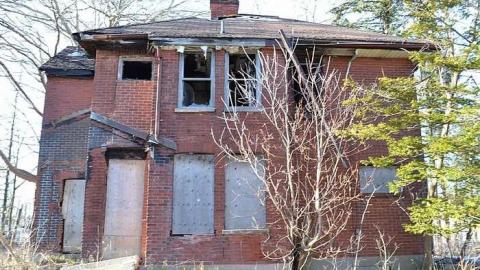 April 2017 - Beynon-House24.jpg