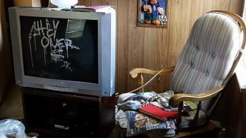 1 For 3 '17 - Mr.-and-Mrs.-Sauga52.jpg