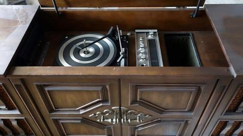 1 For 3 '17 - Mr.-and-Mrs.-Sauga36.jpg