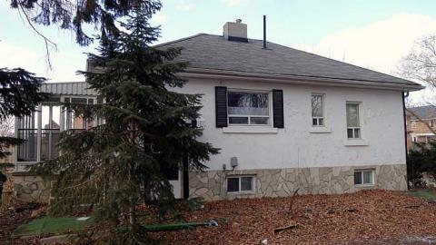 1 For 3 '17 - Mr.-and-Mrs.-Sauga43.jpg