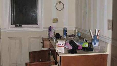 Poignant Memories - Someones-been-living-here63.jpg