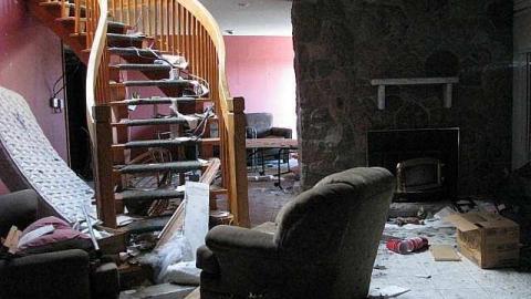 Poignant Memories - Someones-been-living-here64.jpg