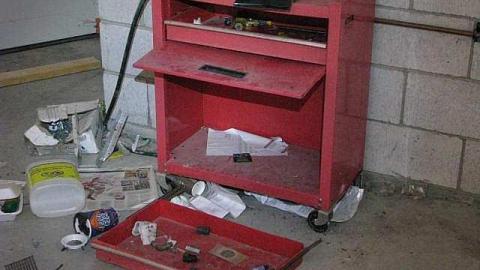 Poignant Memories - Someones-been-living-here67.jpg