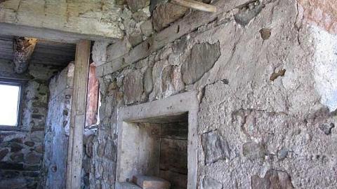 Poignant Memories - Someones-been-living-here72.jpg