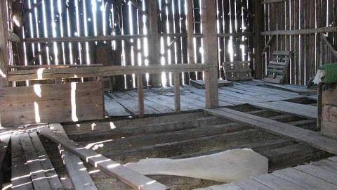 Poignant Memories - Someones-been-living-here35.jpg