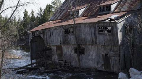 Balaclava Apr 17 - Balaclava-(ghost-town)96.jpg