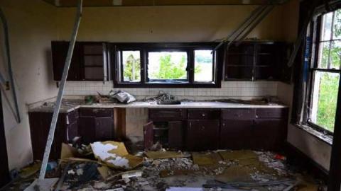 Aug. 2011 - Ingersoll-Farmhouse42.jpg