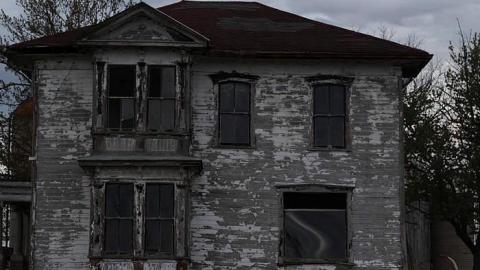 Rustic and Decayed - The-Hull-House28.jpg