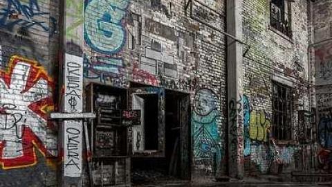 Smallest entrance  - Linseed-Factory620.jpg