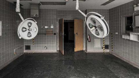 Watch out for that Dog - St-Catharines-General-Hospital241.jpg