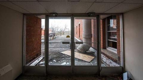 Watch out for that Dog - St-Catharines-General-Hospital251.jpg