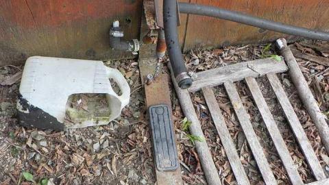 No more emisions - Car-shop10.jpg