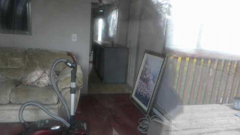 No more emisions - Car-shop12.jpg