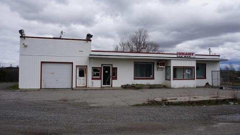 Transport Cafe - Ran-Empty12.jpg