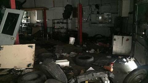 The Mechanic's Shop - g-IMG_5860.jpg