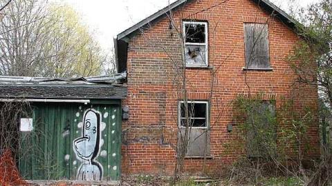 Collapsible Living - Television-Keene-TwoForOne16.jpg