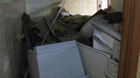 Collapsible Living - Television-Keene-TwoForOne40.jpg