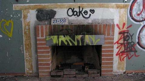 Collapsible Living - Television-Keene-TwoForOne25.jpg