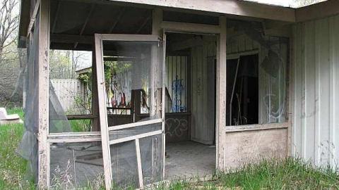 Collapsible Living - Television-Keene-TwoForOne28.jpg