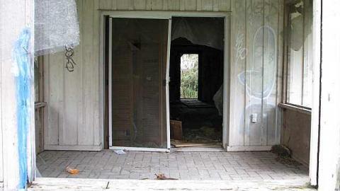 Collapsible Living - Television-Keene-TwoForOne46.jpg