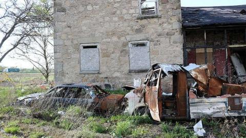 Mono farmhouse - IMG_0232.jpg