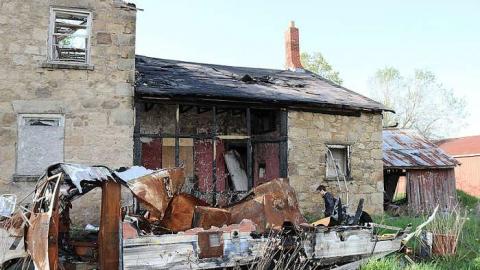 Mono farmhouse - IMG_0237.jpg