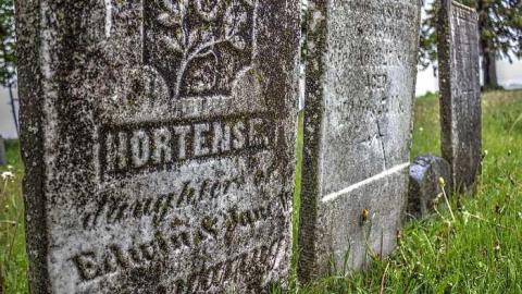 Burt on Burt - St.-George-Baptist-Church-Cem.4.jpg