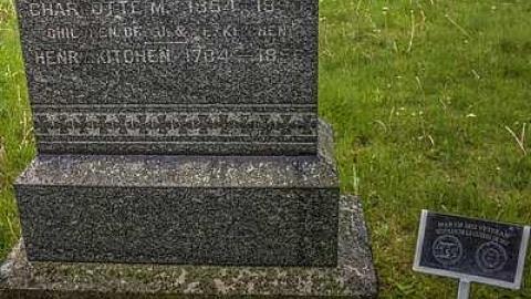 Burt on Burt - St.-George-Baptist-Church-Cem.17.jpg