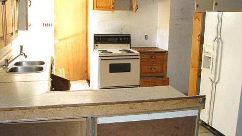 Left Town - Out-on-the-Town-Pt.-22.jpg