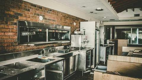 Old Resturant - Fifth-Wheel130.jpg