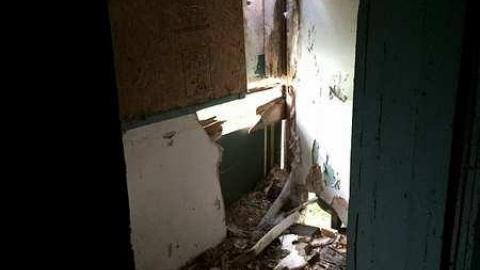 Yellow House - Yellow-House11.jpg