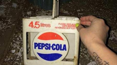 Yellow House - Yellow-House14.jpg