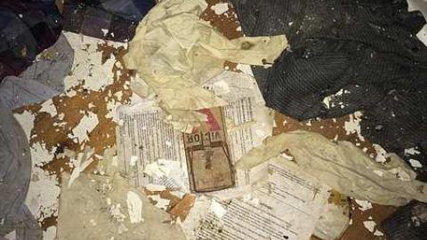 Yellow House - Yellow-House21.jpg