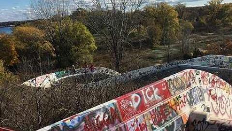 Wet N Wild - Wet-And-Wild-Waterpark380.jpg