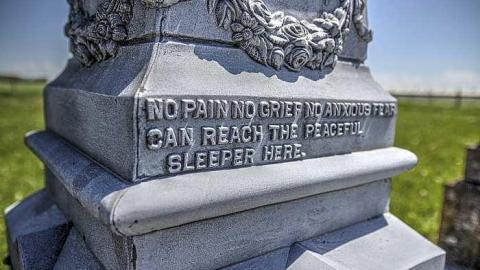 No Pain No Grief  - Sharon-Pioneer-Cemetery11.jpg