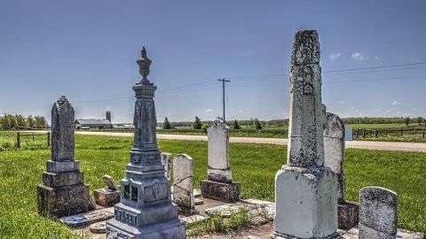 Sharon Pioneer Cemetery photo 5