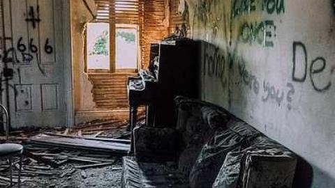 Cullen Gardens 2 - The-Prettiest-Street89.jpg