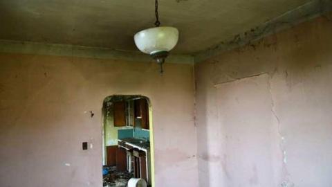 Sept. 2011 - Dunwich-Farmhouse75.jpg