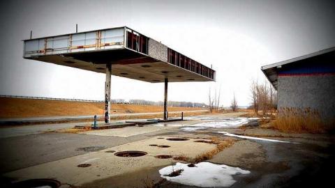 Gas station - The-gas-station4.jpg